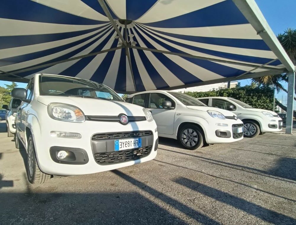 Automobili Dipinto Rent homepage